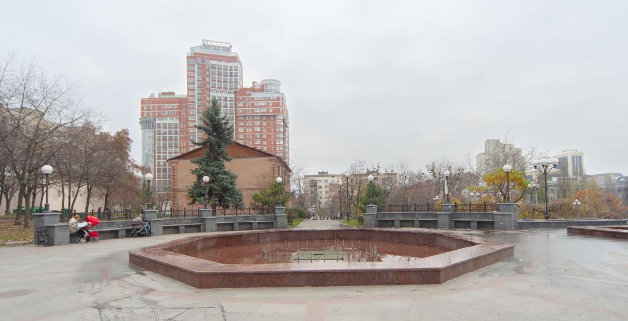 Квартира По Улице Большая Васильковская, 129 Kiev Bagian luar foto